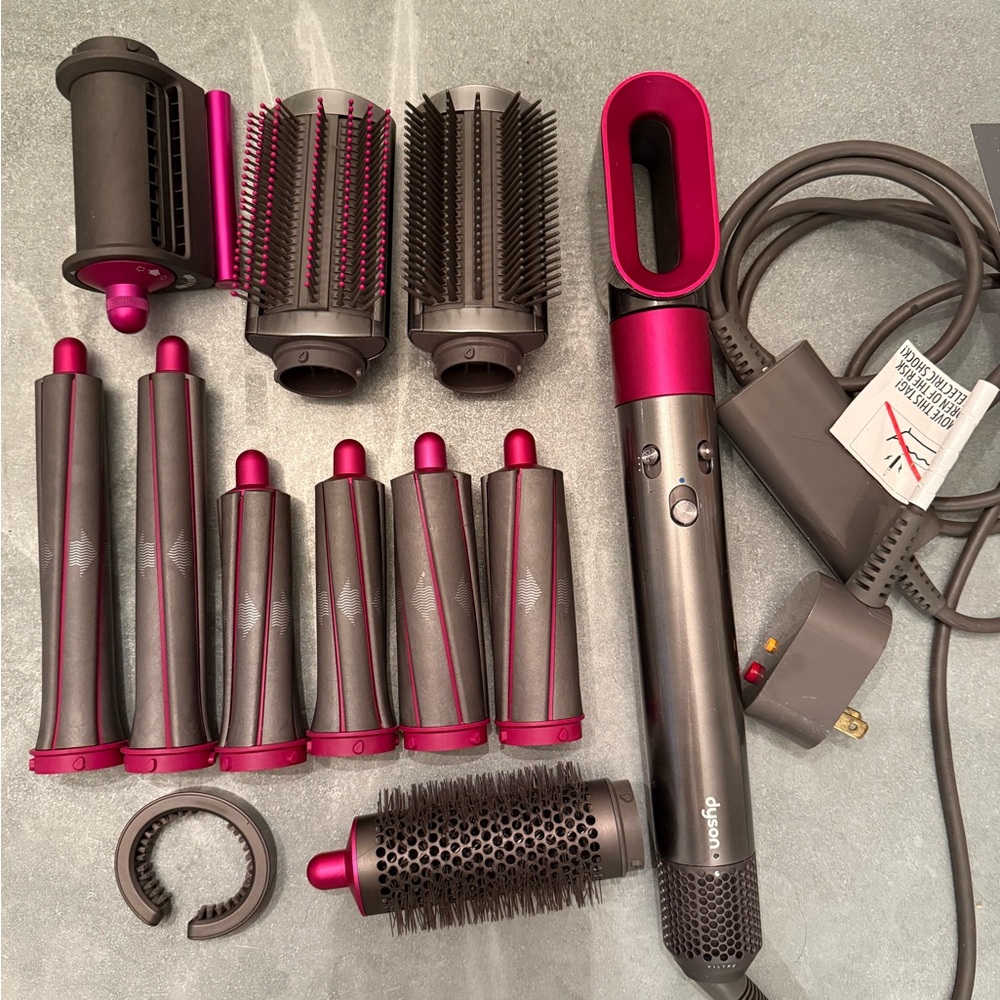 Dyson Airwrap Complete Styler with Attachments